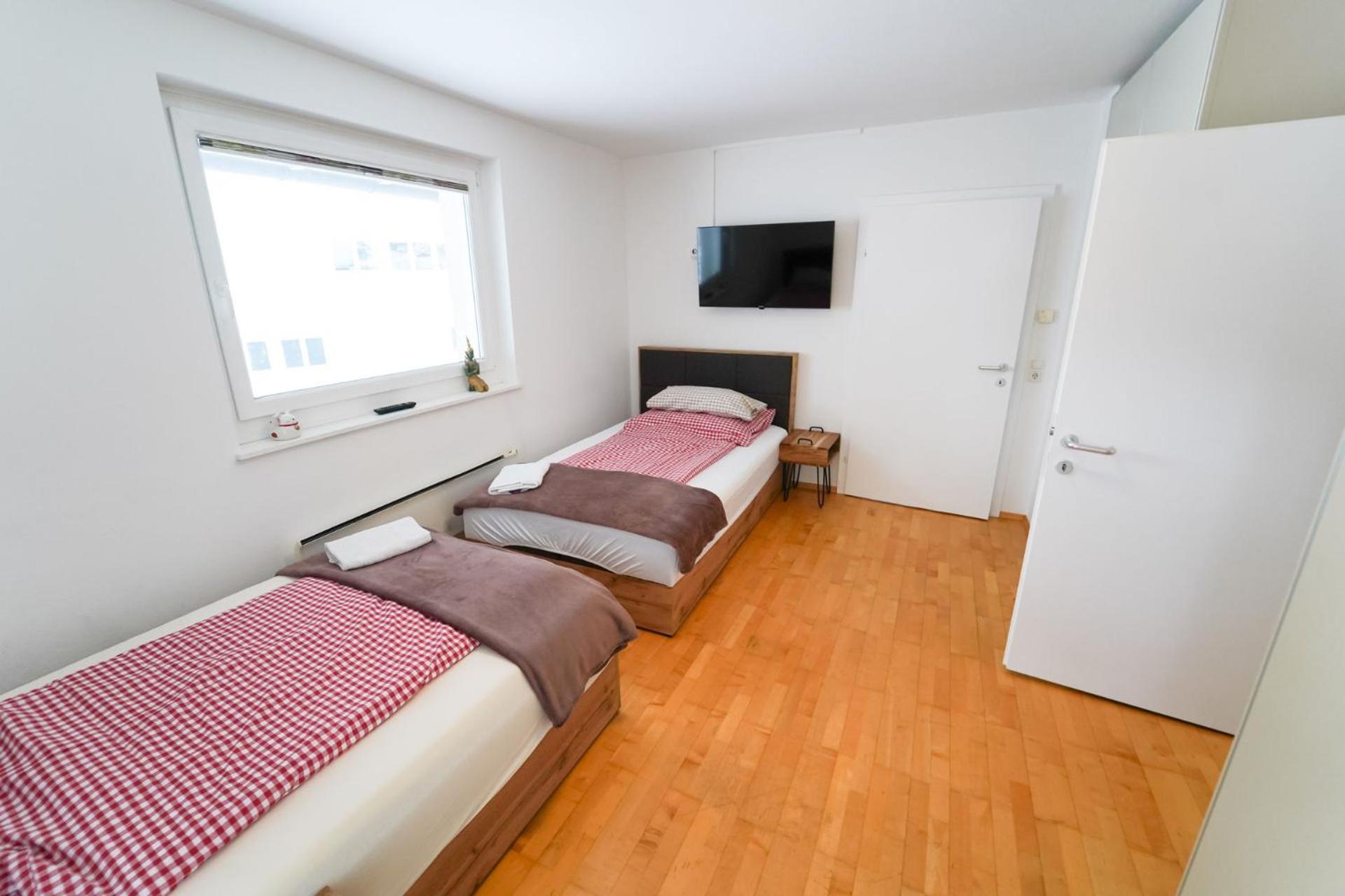 Schlafgut Kuessler - 70M Vom City Express Zell am See Dış mekan fotoğraf