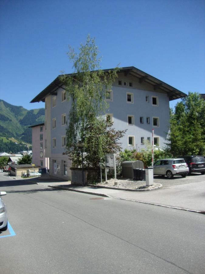 Schlafgut Kuessler - 70M Vom City Express Zell am See Dış mekan fotoğraf