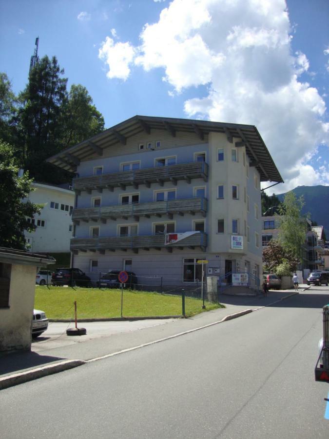 Schlafgut Kuessler - 70M Vom City Express Zell am See Dış mekan fotoğraf